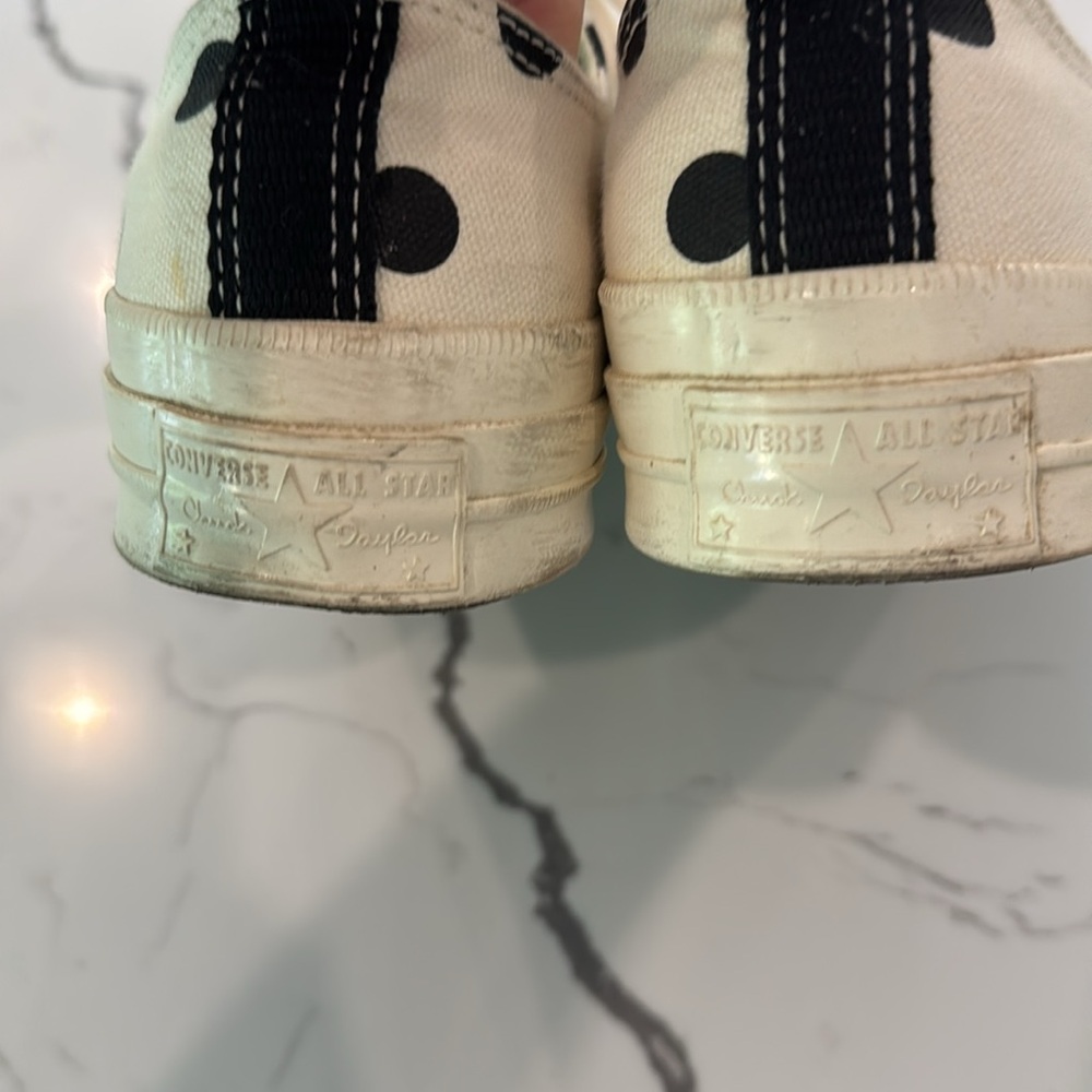 CDG Play Converse Chucks - Picture 3 of 5